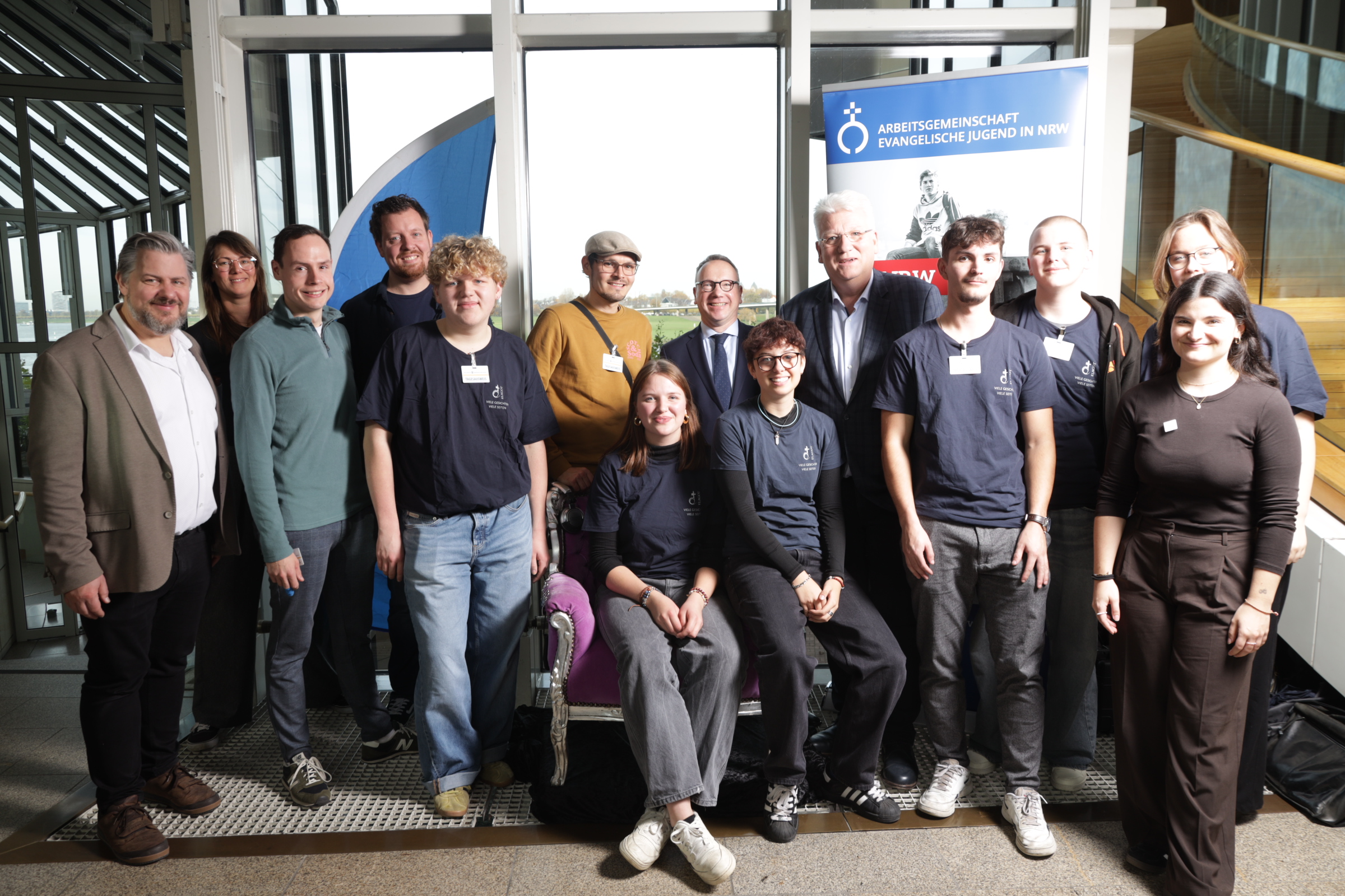 Echte Geschichten, ehrliche Worte – Evangelische Jugend zu Gast im Landtag